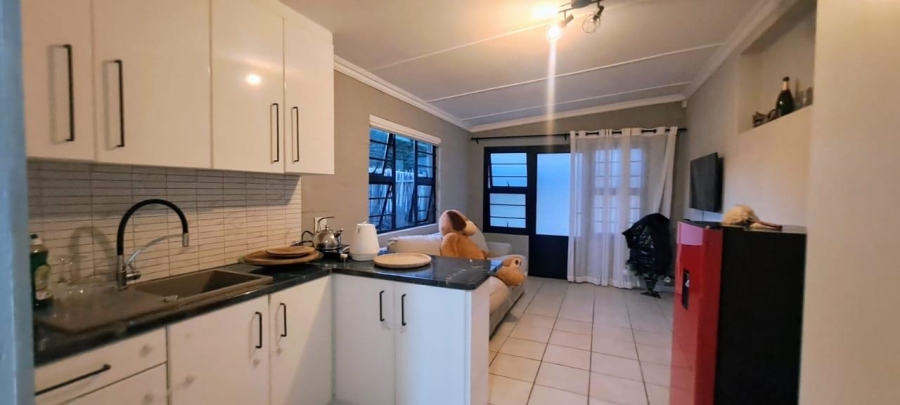 4 Bedroom Property for Sale in Sandbaai Western Cape